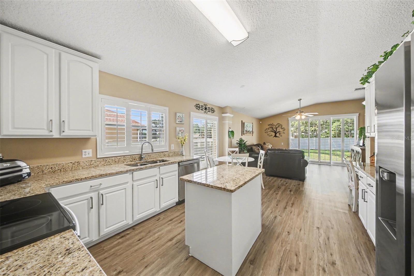 1823 LAUREL BROOK LOOP, CASSELBERRY, FL, 32707