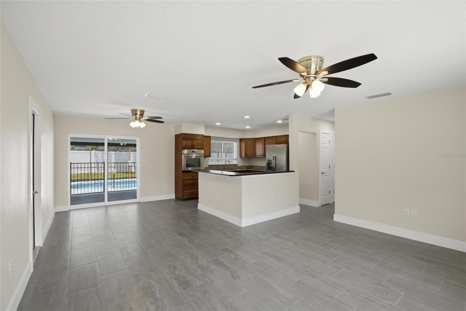 3106 OXFORD DR W, BRADENTON, FL, 34205