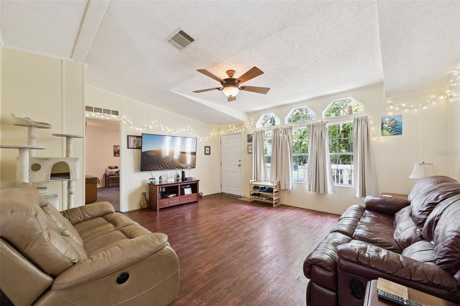 25412 MATHEW ST, CHRISTMAS, FL, 32709