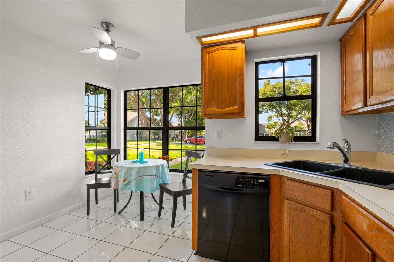 2668 BENTLEY DR, PALM HARBOR, FL, 34684