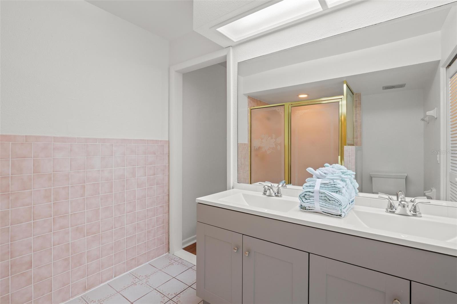 2668 BENTLEY DR, PALM HARBOR, FL, 34684