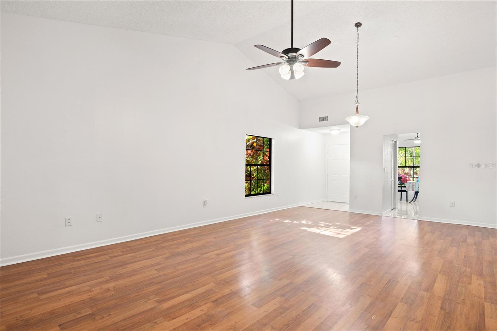 2668 BENTLEY DR, PALM HARBOR, FL, 34684