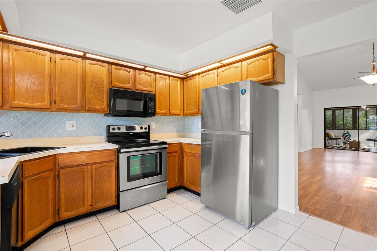 2668 BENTLEY DR, PALM HARBOR, FL, 34684