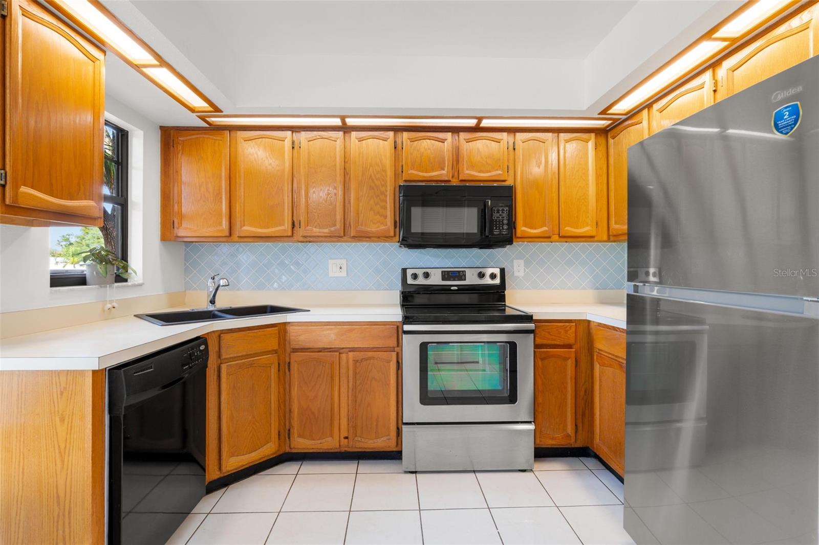2668 BENTLEY DR, PALM HARBOR, FL, 34684