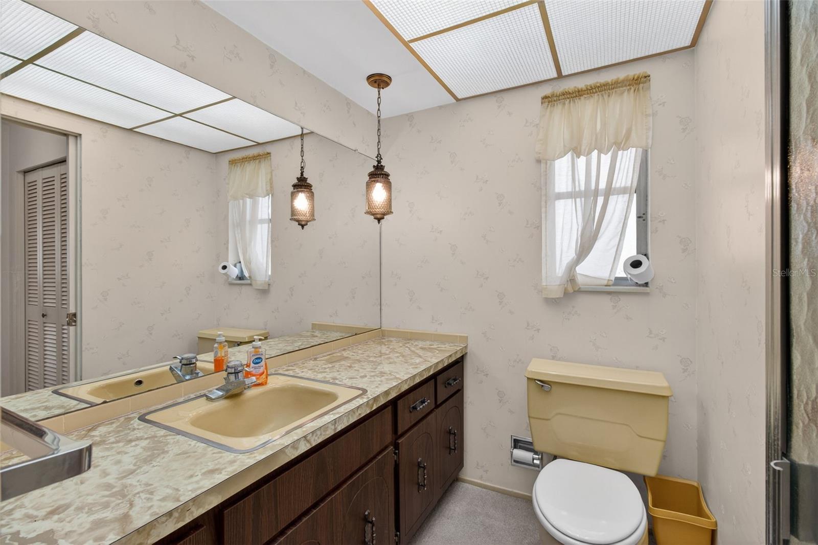 13222 98TH AVE, SEMINOLE, FL, 33776