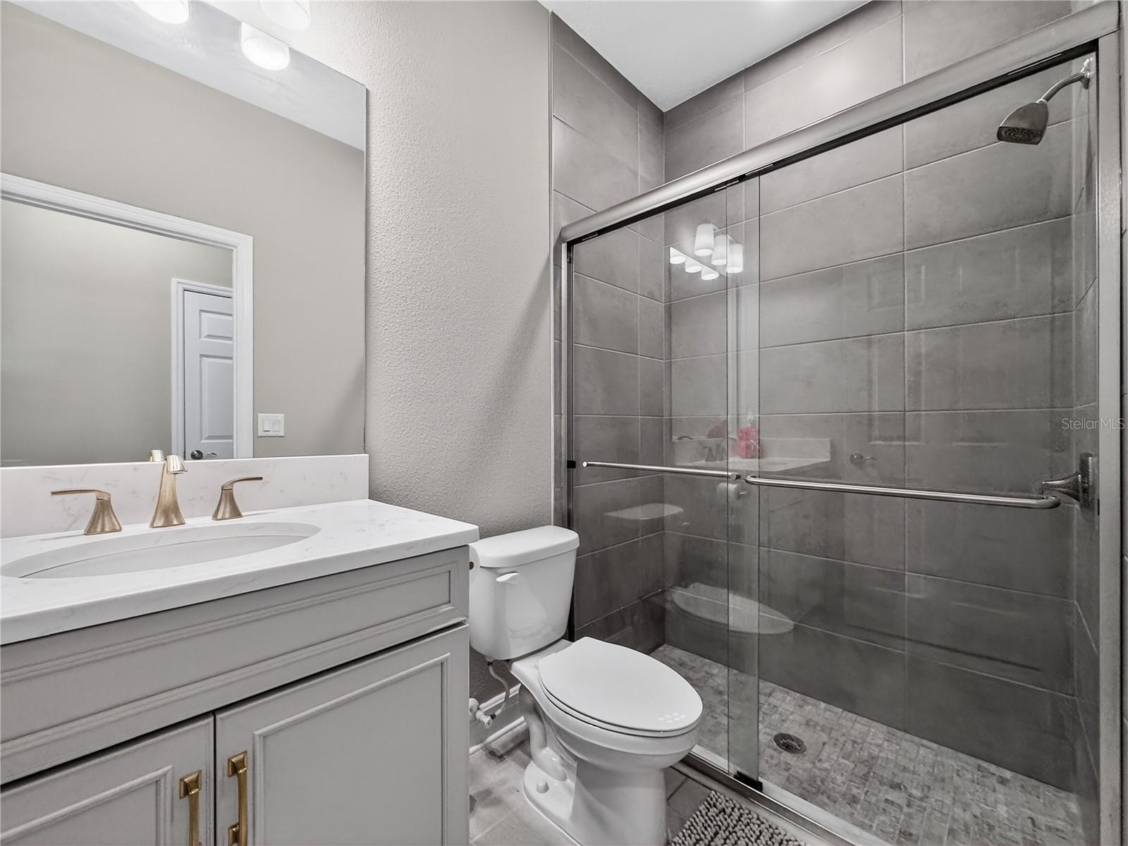 1673 SUTTONSET TRL, ZEPHYRHILLS, FL, 33541