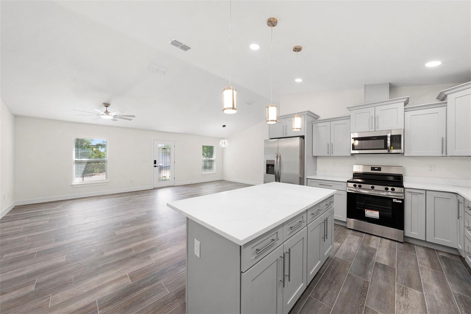 5062 80TH LN N, ST PETERSBURG, FL, 33709