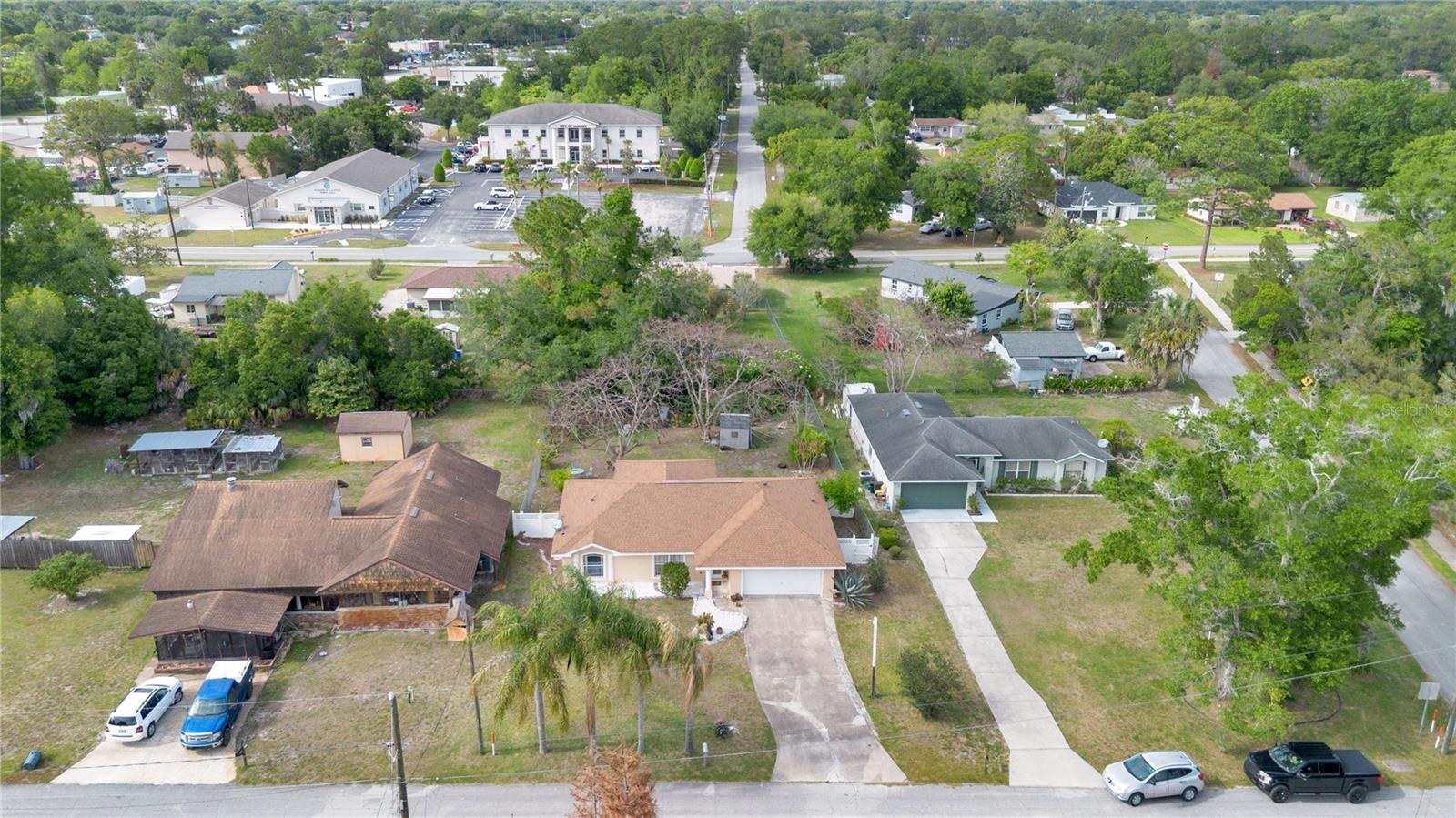 18 ANGELES RD, DEBARY, FL, 32713