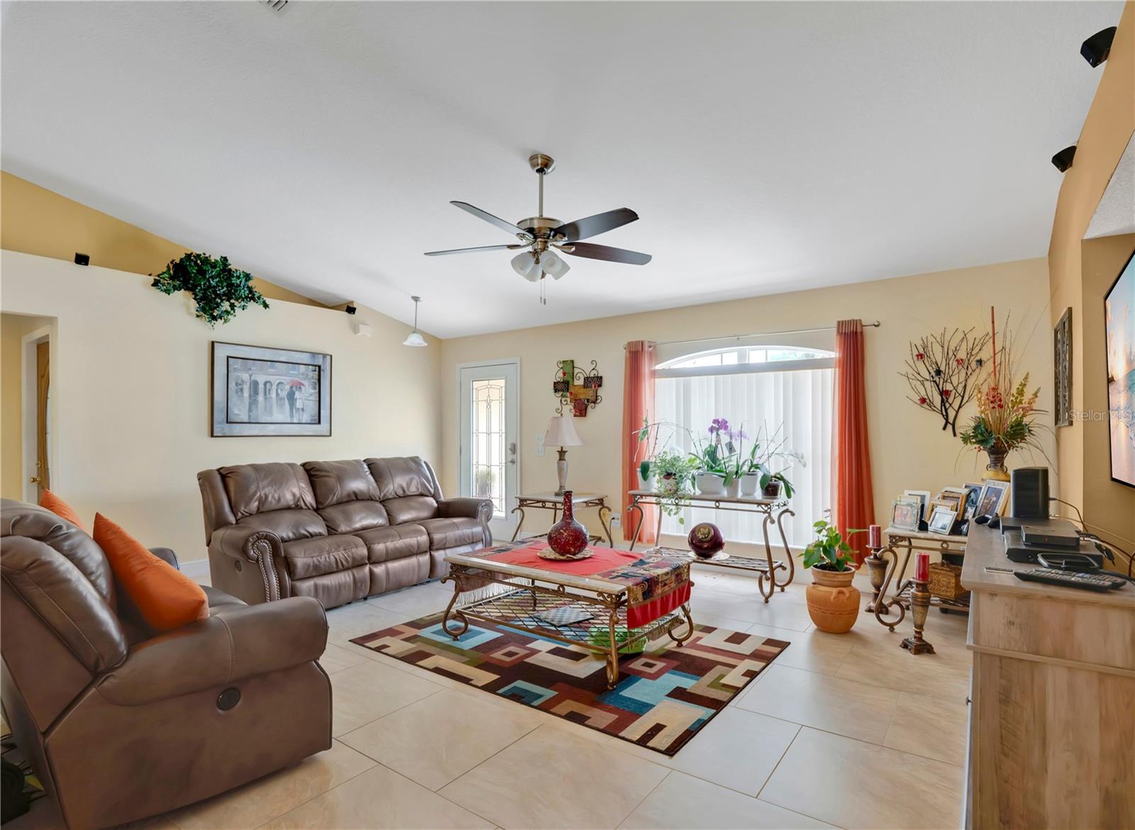 18 ANGELES RD, DEBARY, FL, 32713