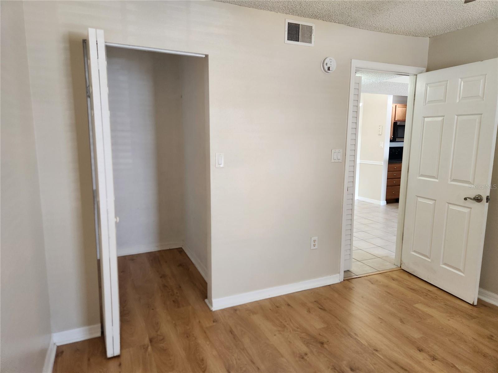 803 LAKE HAVEN SQ #101, BRANDON, FL, 33511