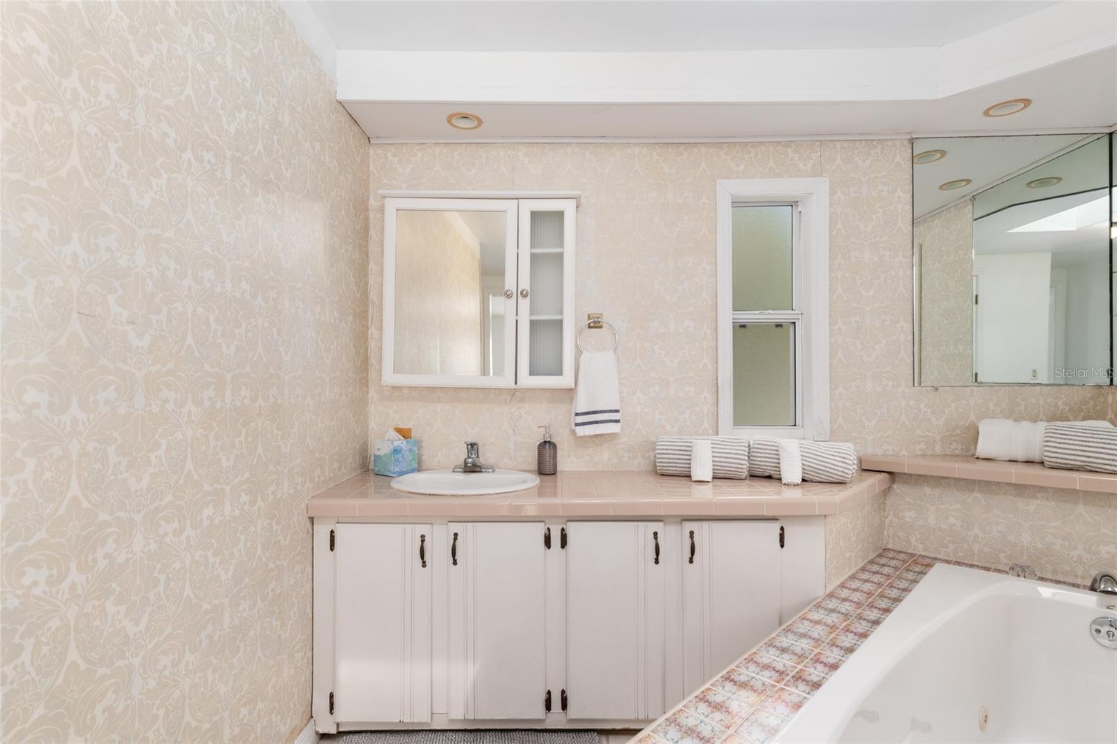 20361 1ST ST, MC INTOSH, FL, 32664