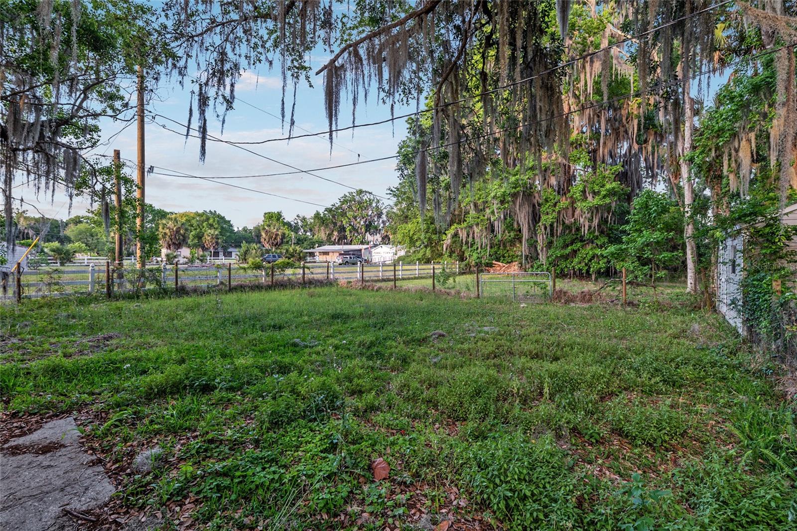 20361 1ST ST, MC INTOSH, FL, 32664