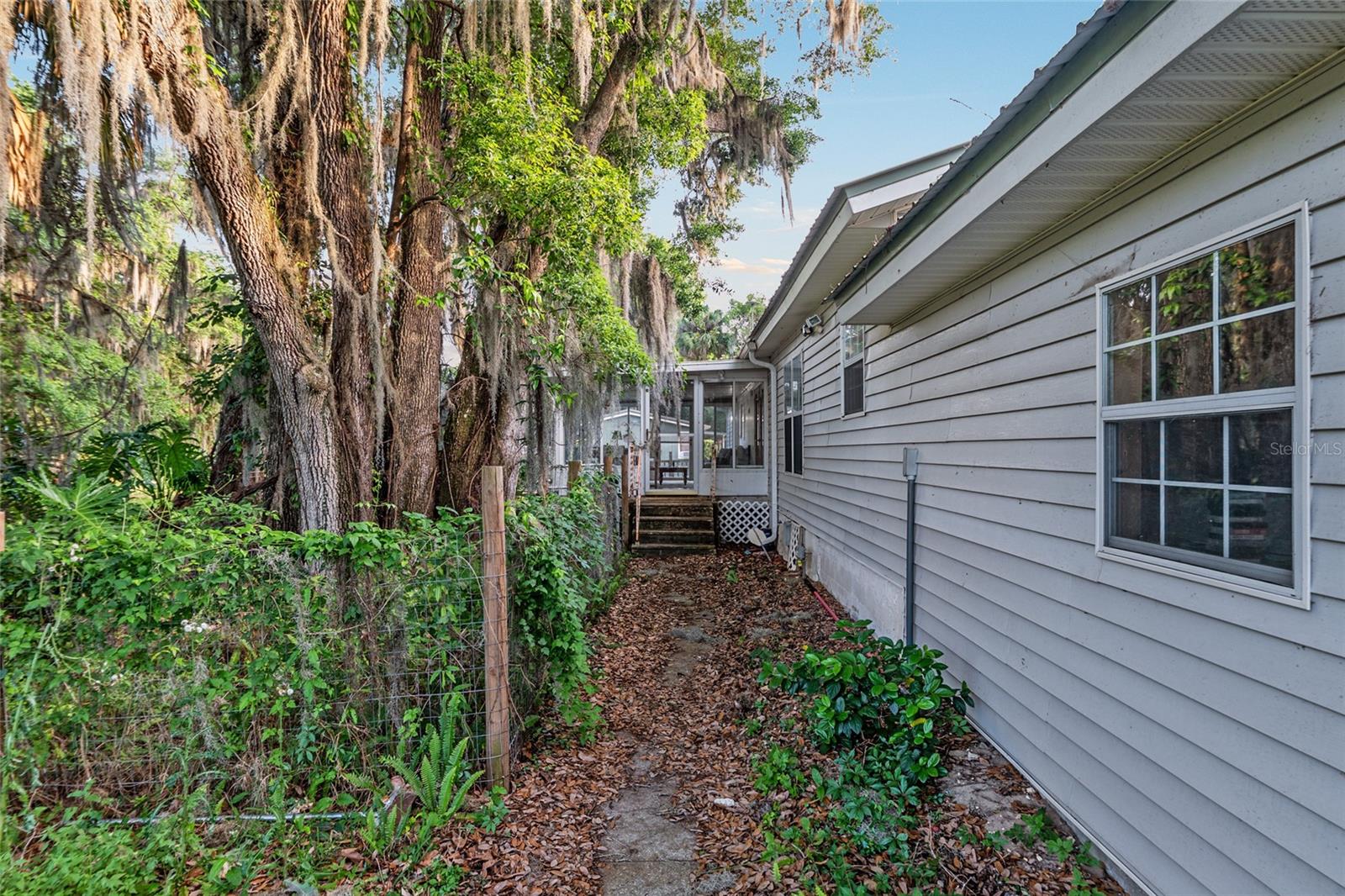 20361 1ST ST, MC INTOSH, FL, 32664