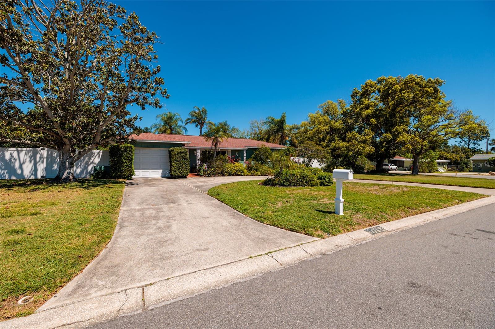 11623 84TH AVE, SEMINOLE, FL, 33772