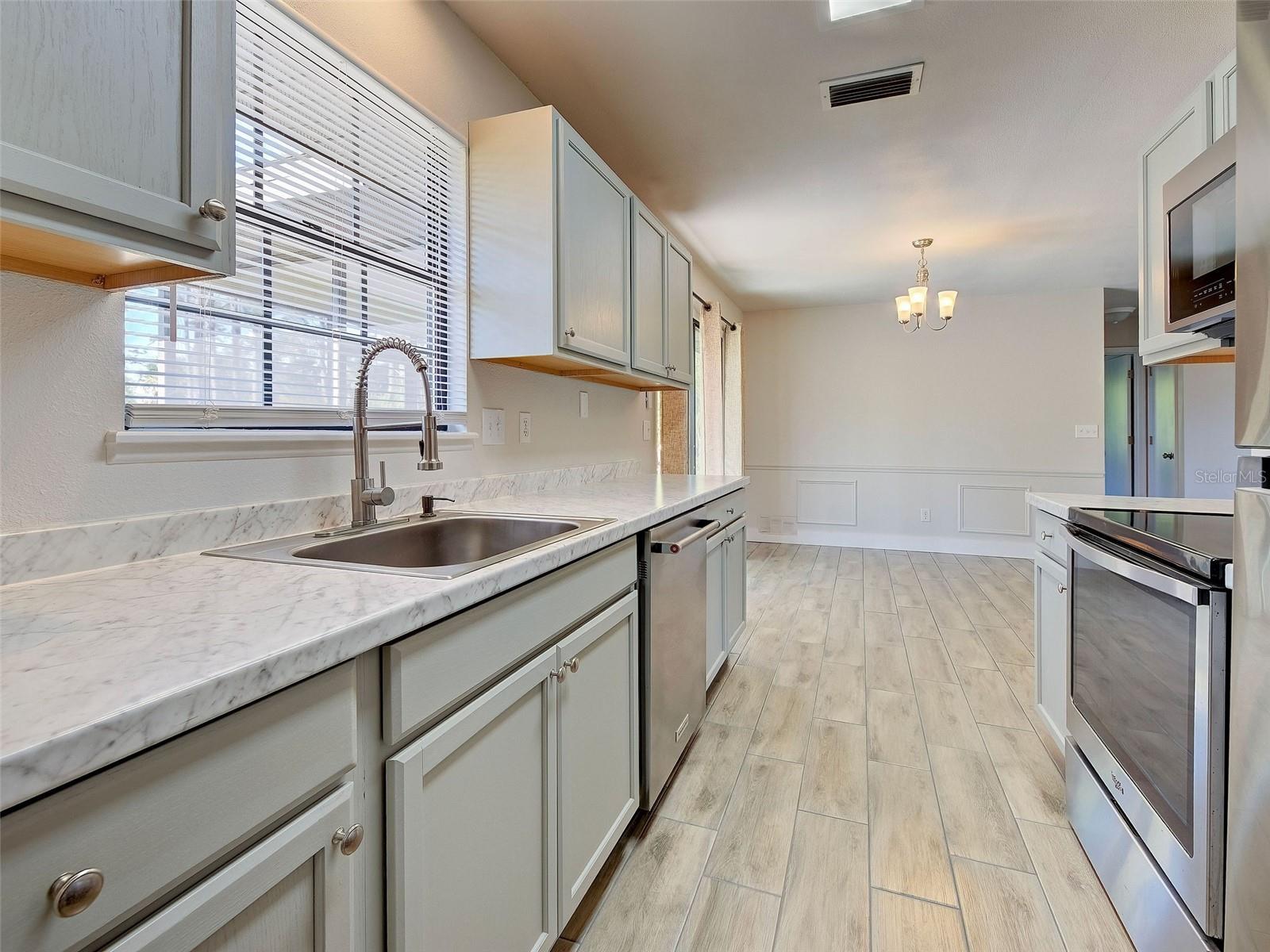 12395 CHANCELLOR BLVD, PORT CHARLOTTE, FL, 33953