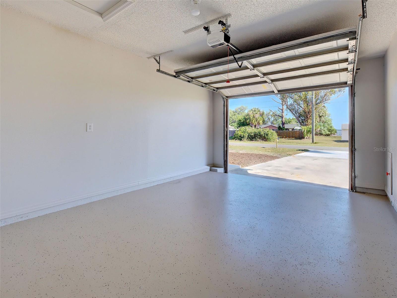 12395 CHANCELLOR BLVD, PORT CHARLOTTE, FL, 33953