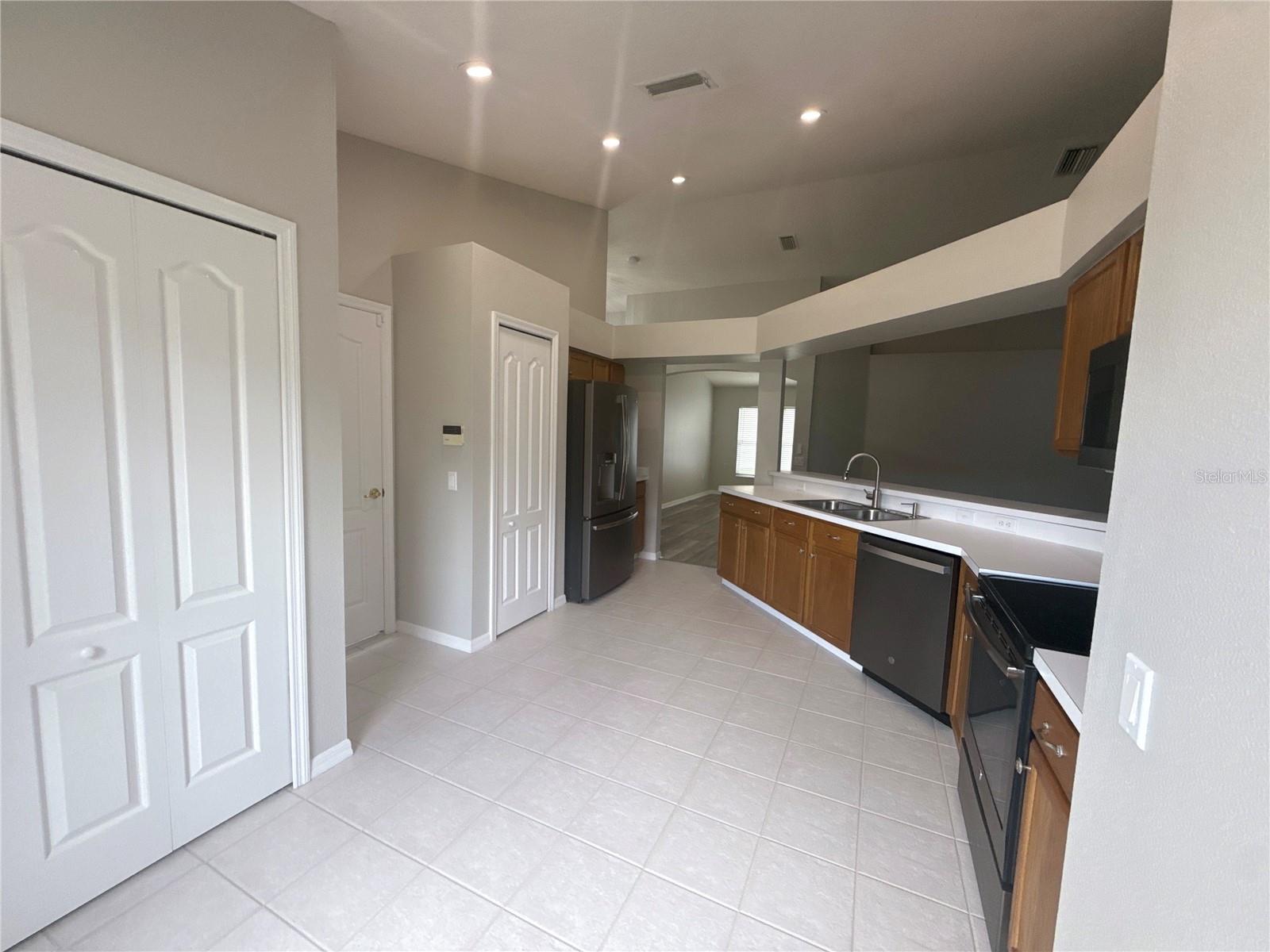 6323 OPEN PASTURE CT, WESLEY CHAPEL, FL, 33545