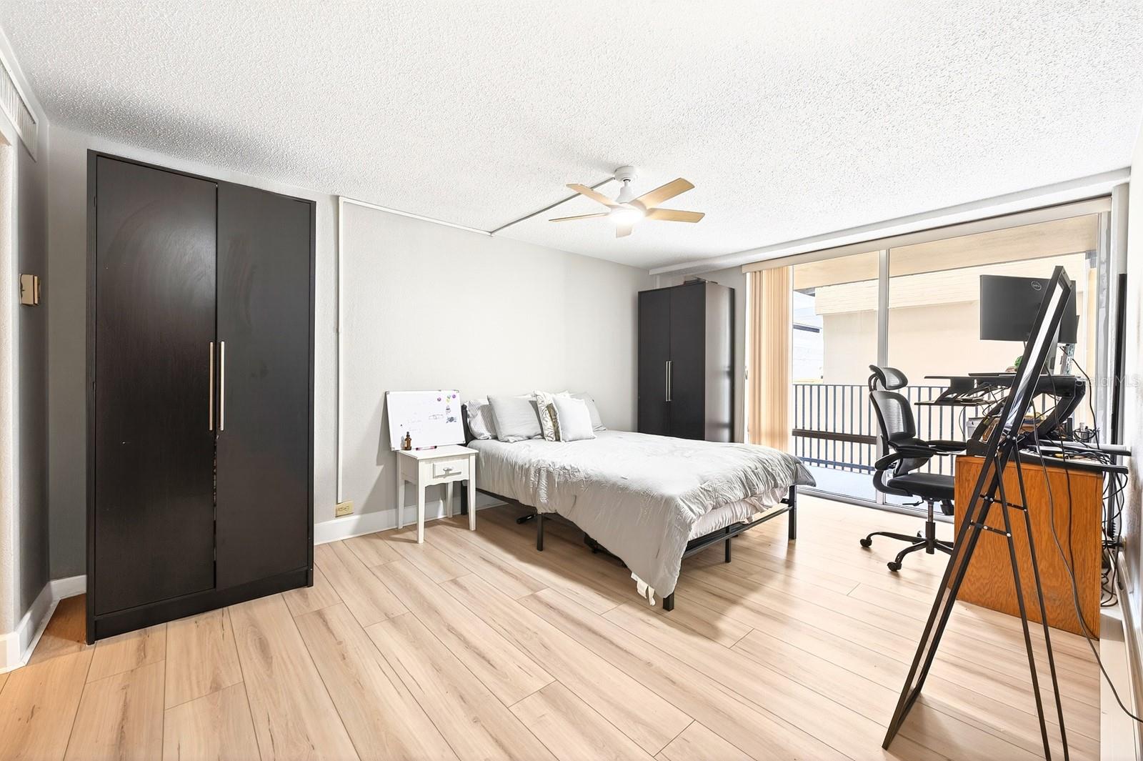 151 E WASHINGTON ST #218, ORLANDO, FL, 32801