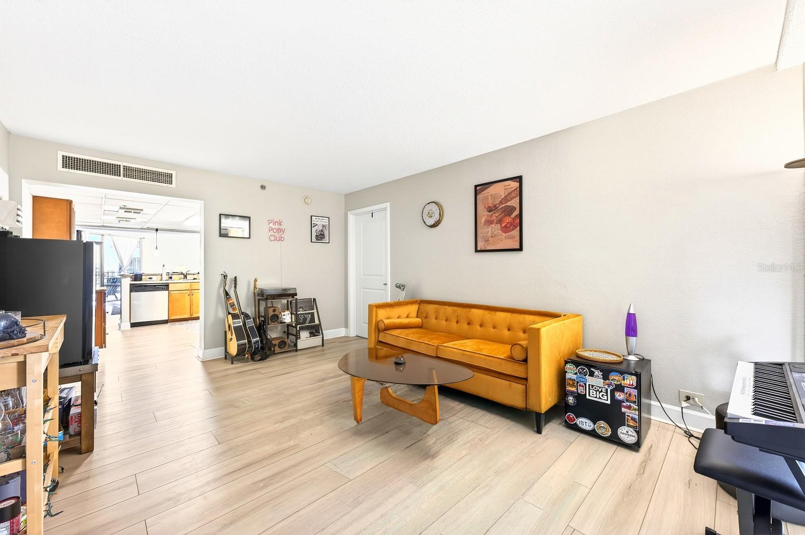 151 E WASHINGTON ST #218, ORLANDO, FL, 32801