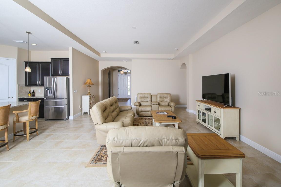 5614 TITLE ROW DR, BRADENTON, FL, 34210