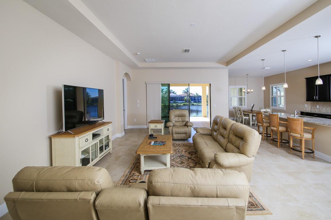 5614 TITLE ROW DR, BRADENTON, FL, 34210