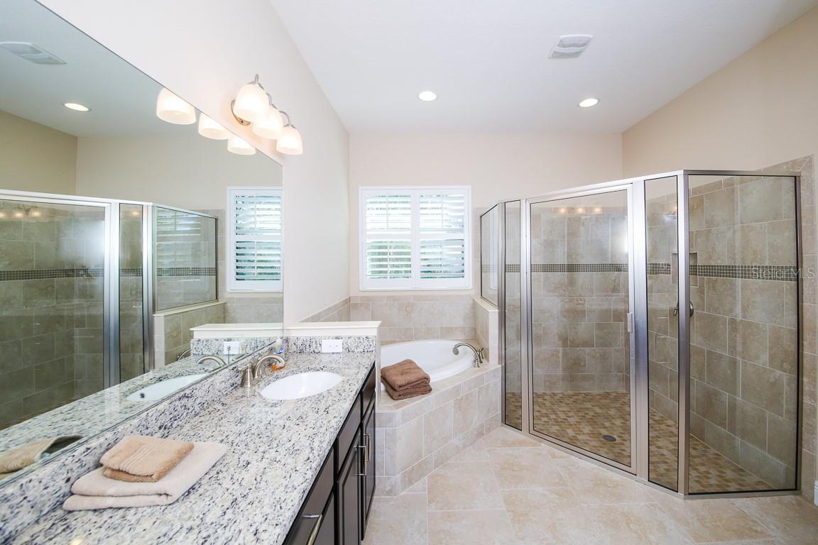 5614 TITLE ROW DR, BRADENTON, FL, 34210