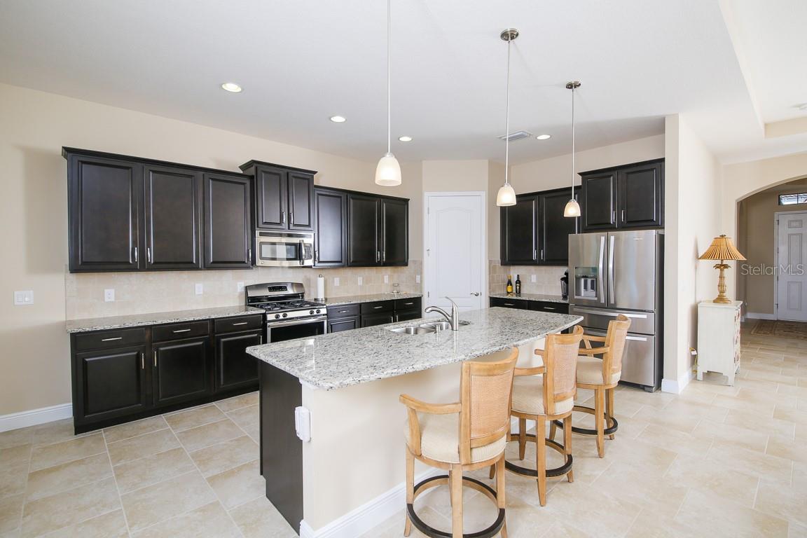 5614 TITLE ROW DR, BRADENTON, FL, 34210