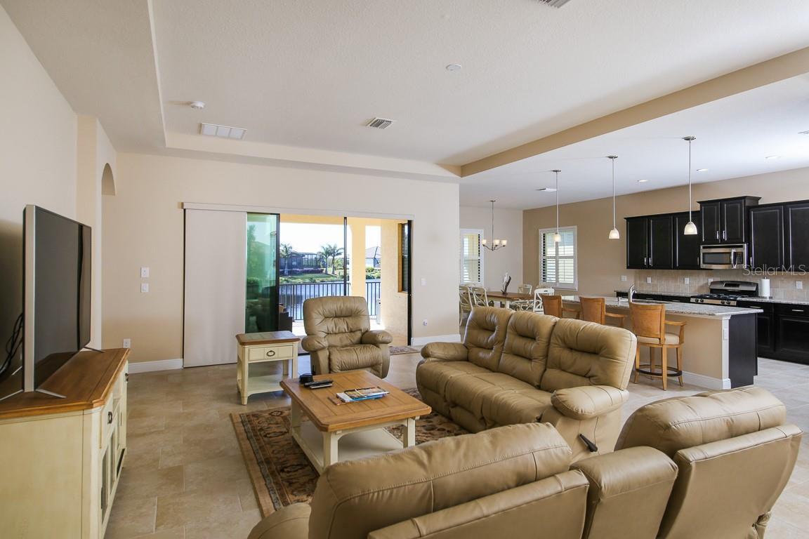 5614 TITLE ROW DR, BRADENTON, FL, 34210