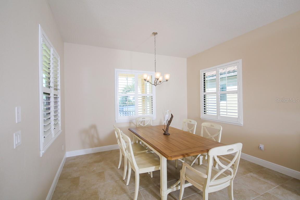 5614 TITLE ROW DR, BRADENTON, FL, 34210