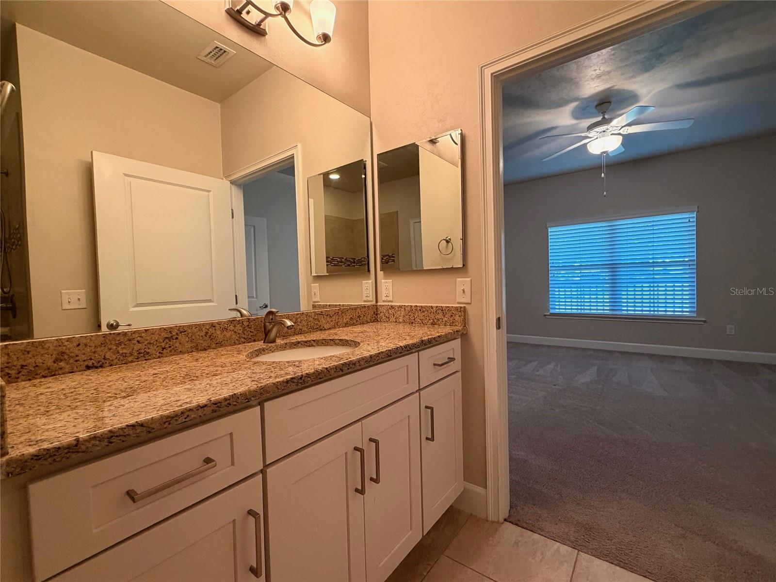 1084 NW 126TH WAY, NEWBERRY, FL, 32669