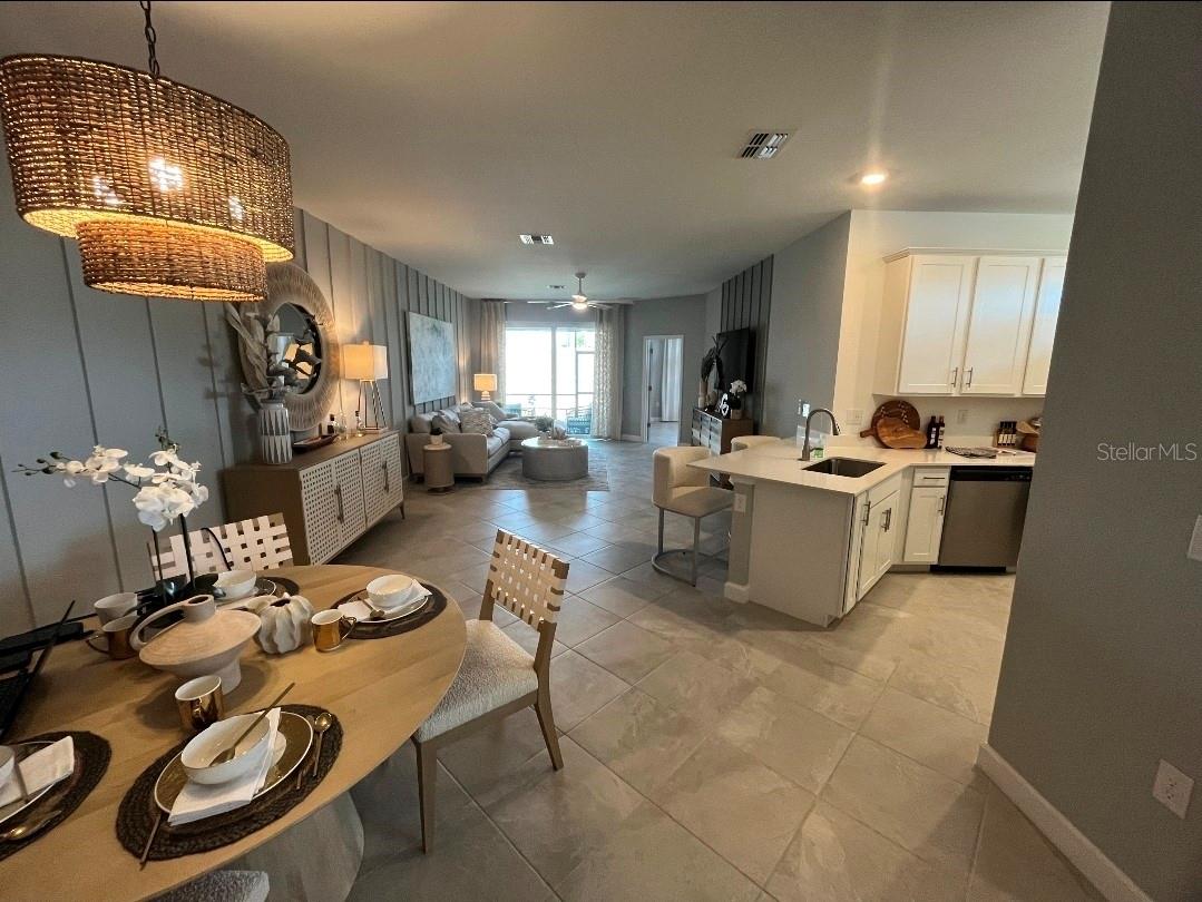 8141 SHORE LAKE DR, ENGLEWOOD, FL, 34224