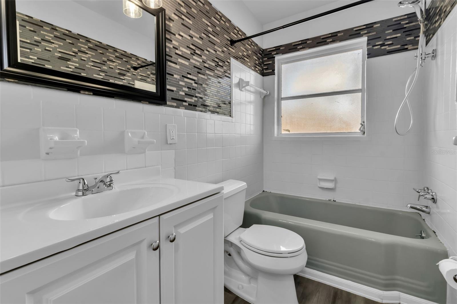 2317 2ND AVE E, BRADENTON, FL, 34208