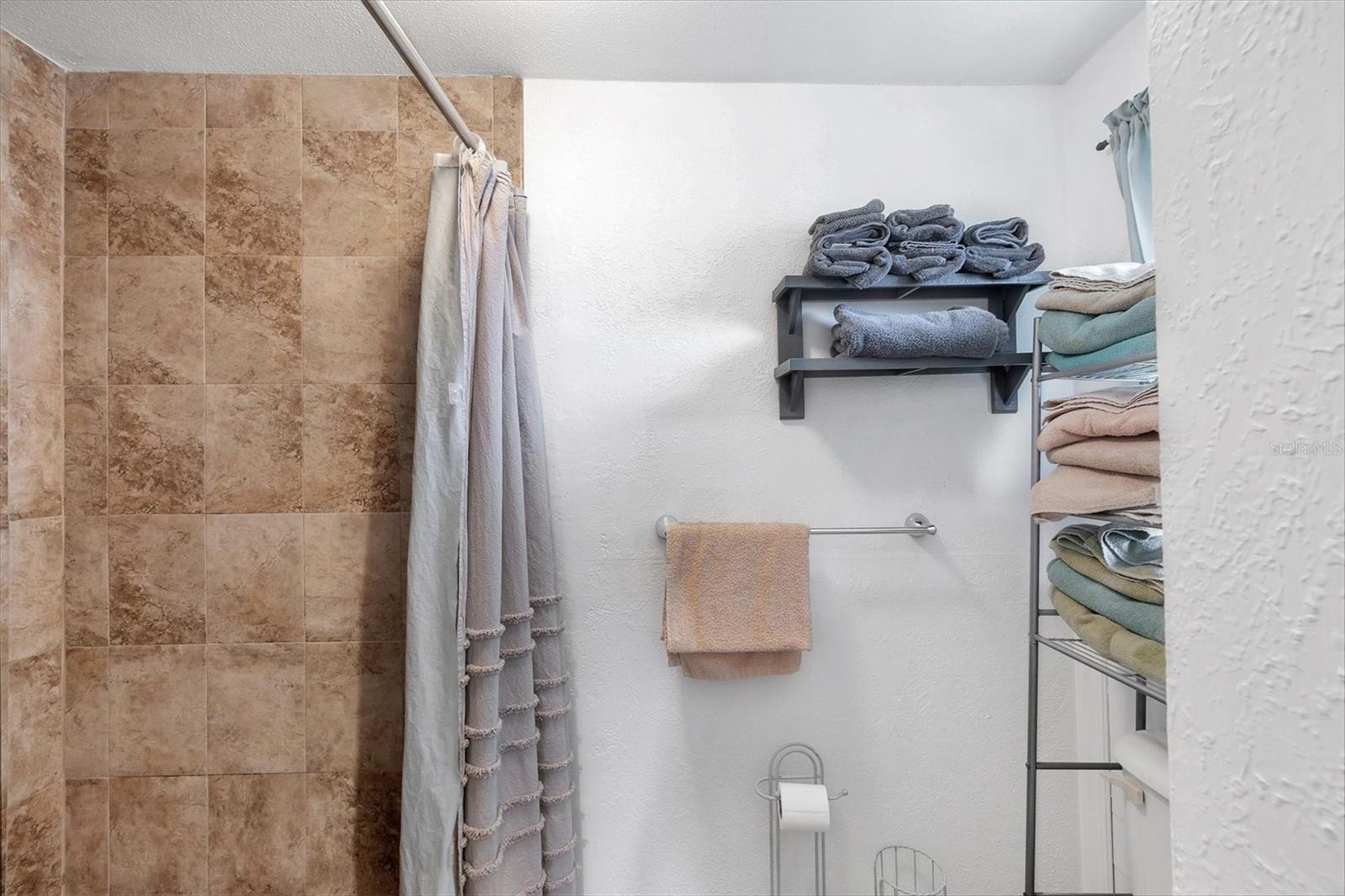 1222 PINEBROOK WAY, VENICE, FL, 34285