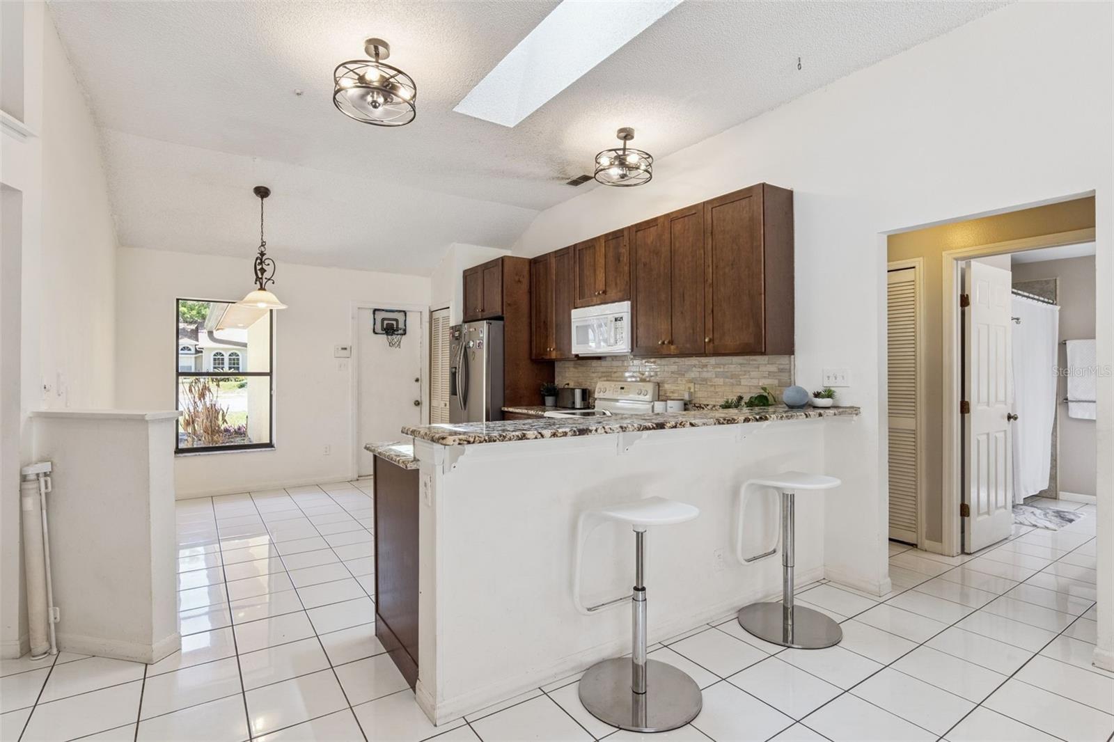 1462 DEER LAKE CIR, APOPKA, FL, 32712