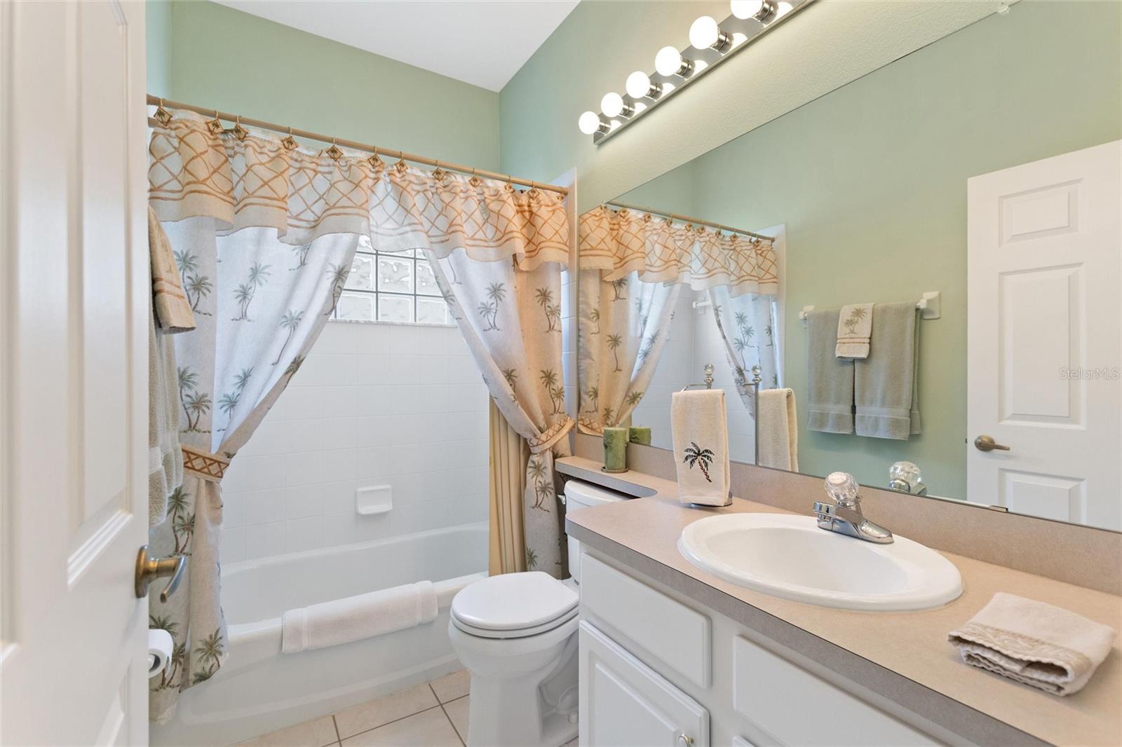 511 ROYAL PALM DR, DAVENPORT, FL, 33837