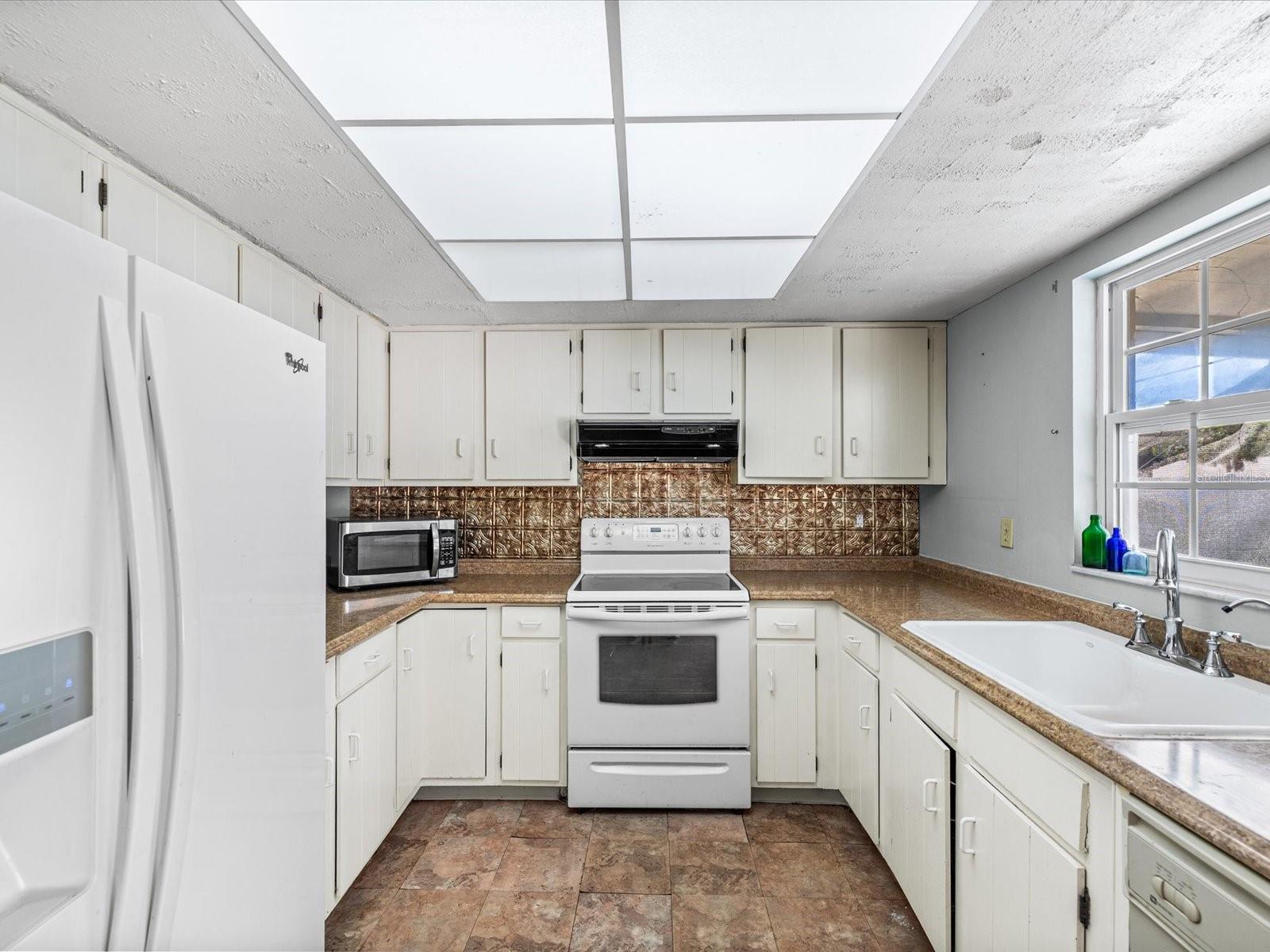 11423 WHEELING DR, TAMPA, FL, 33625