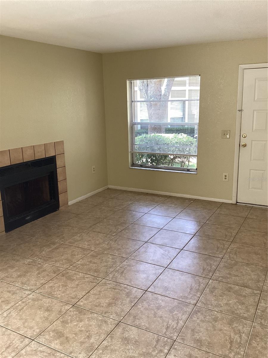 14321 HANGING MOSS CIR #101, TAMPA, FL, 33613