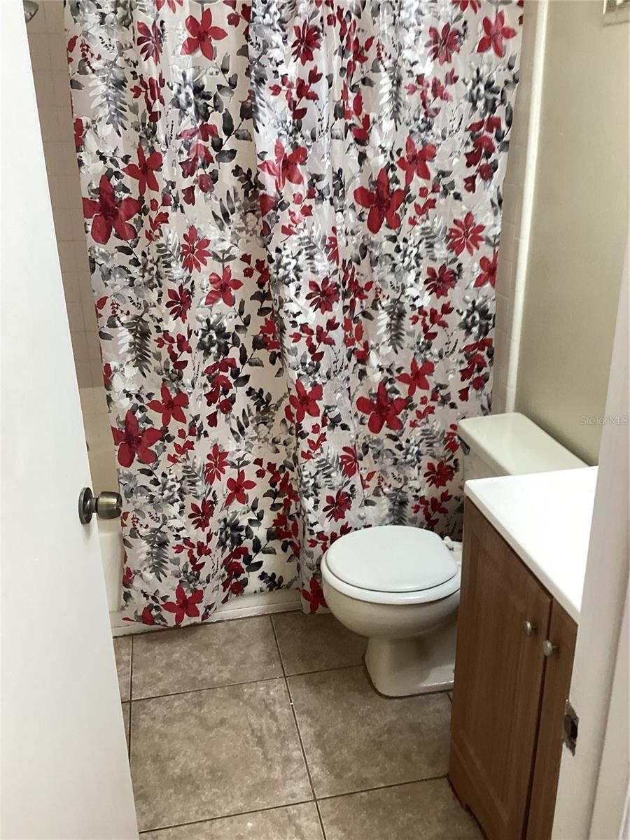 14321 HANGING MOSS CIR #101, TAMPA, FL, 33613