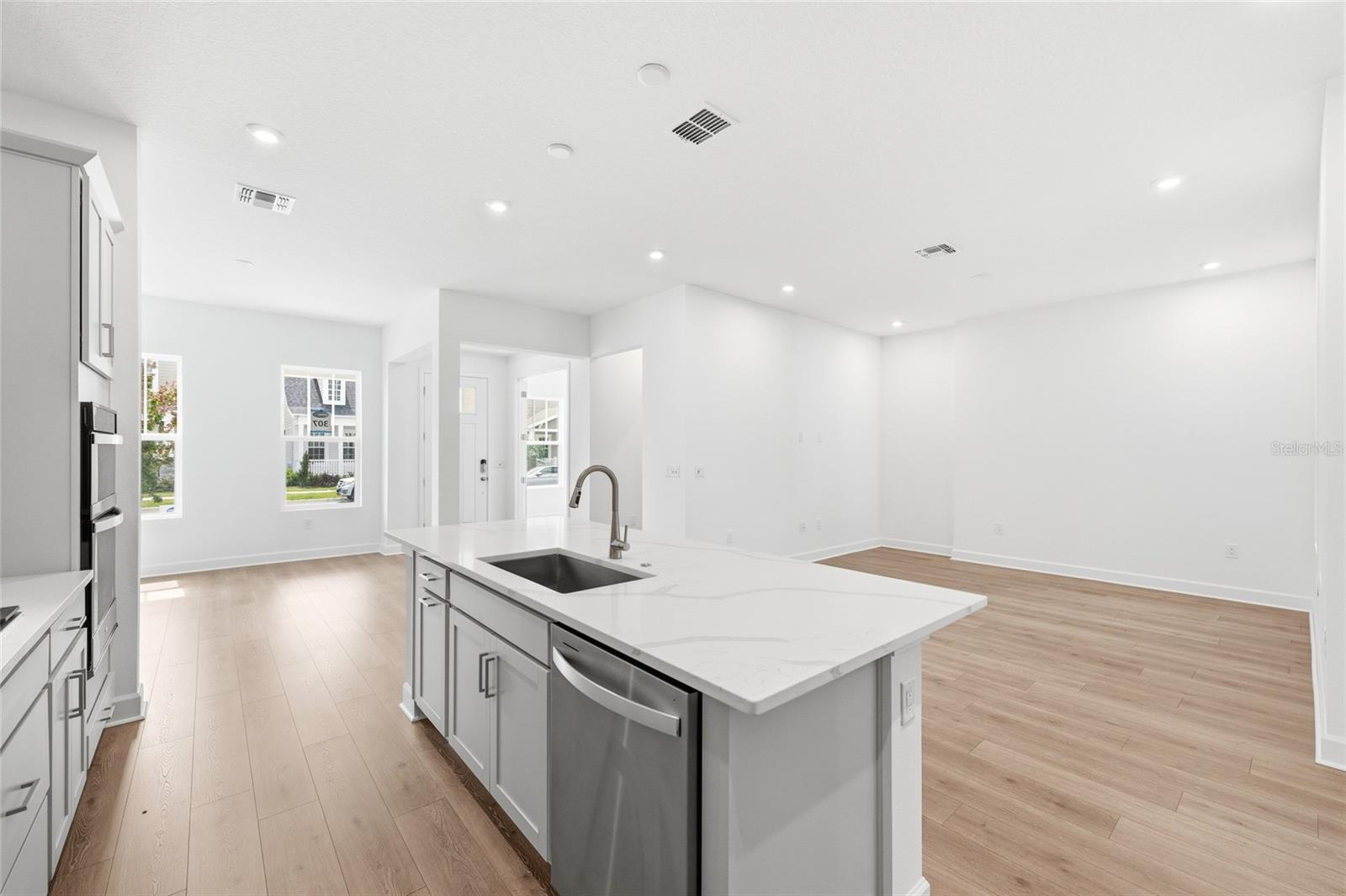 1981 BEACH TER, CELEBRATION, FL, 34747