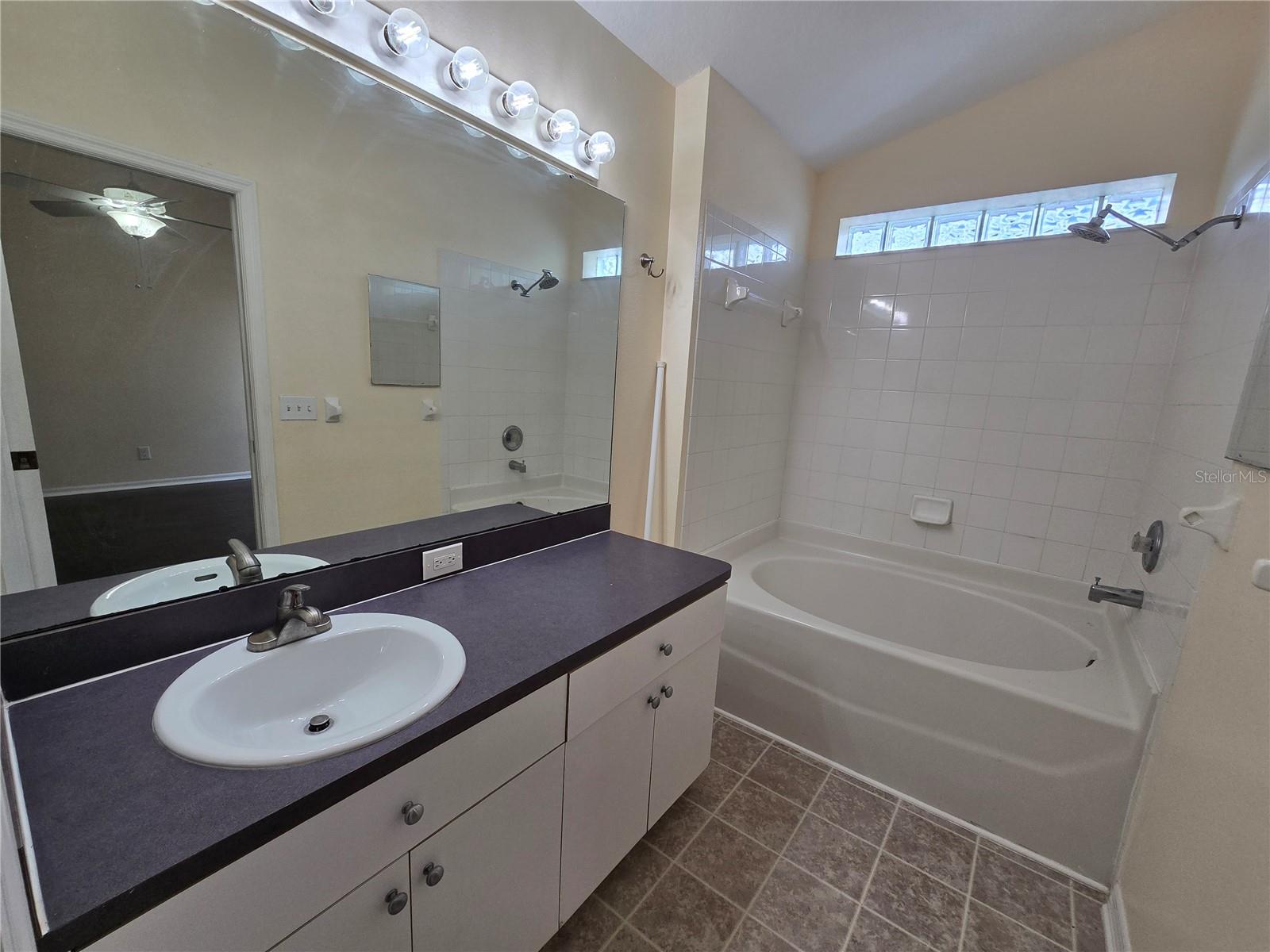 545 SUMMER SAILS DR, VALRICO, FL, 33594