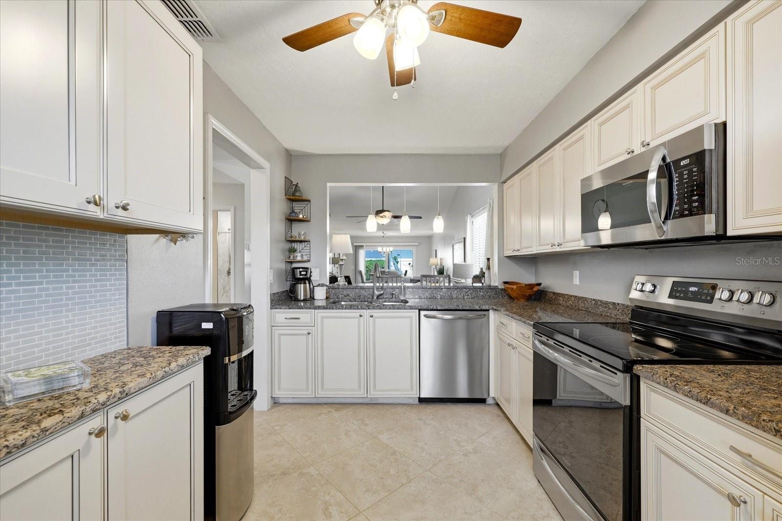 6010 28TH ST W, BRADENTON, FL, 34207