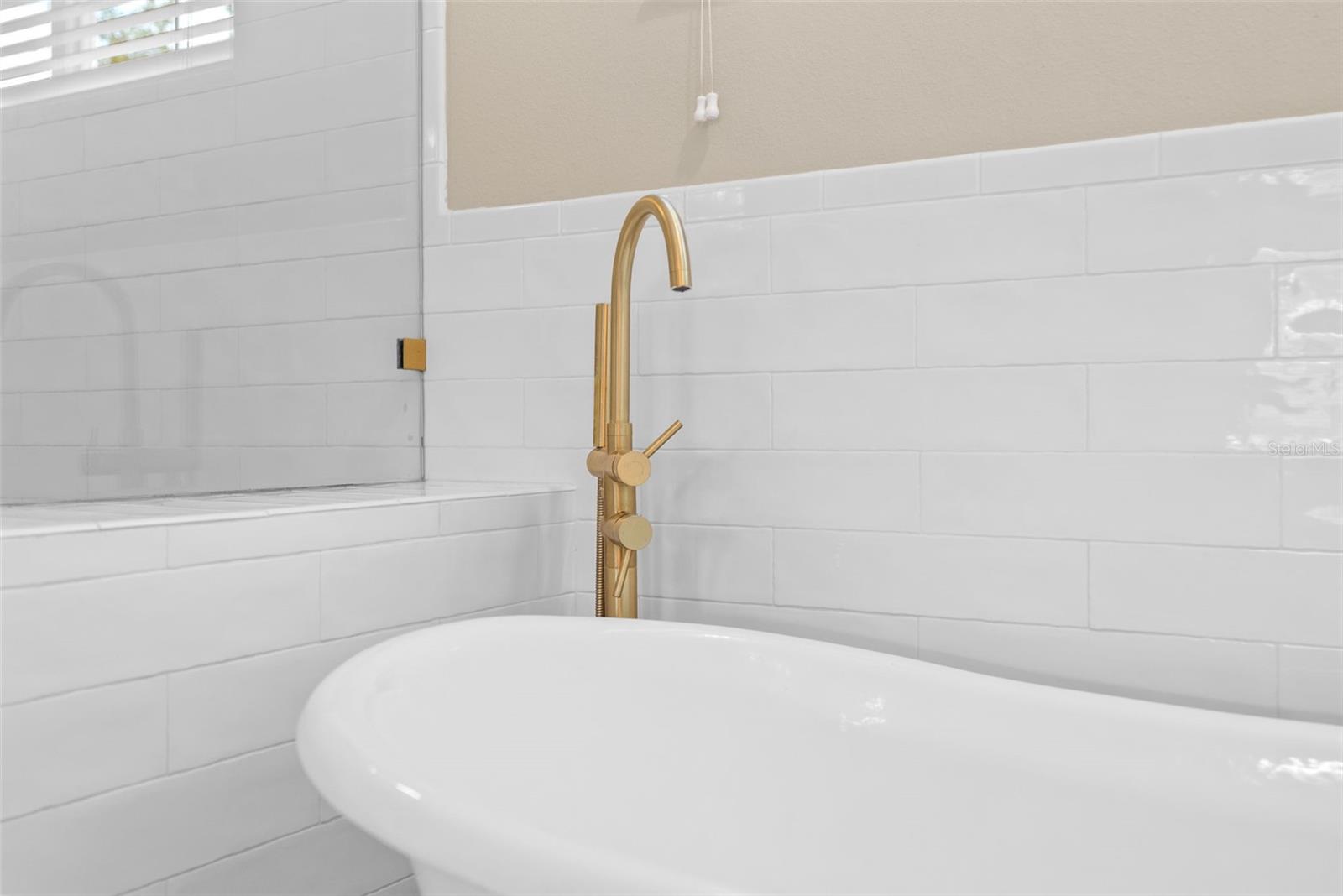 7104 MOSS LEDGE RUN, LAND O LAKES, FL, 34637