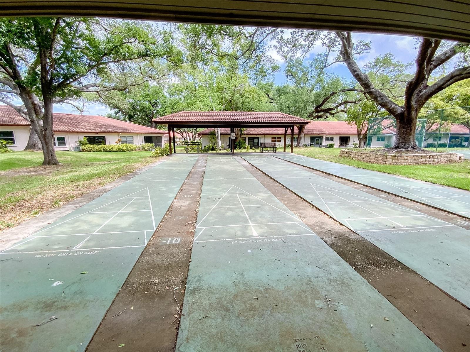 1125 MONTROSE PL, DUNEDIN, FL, 34698