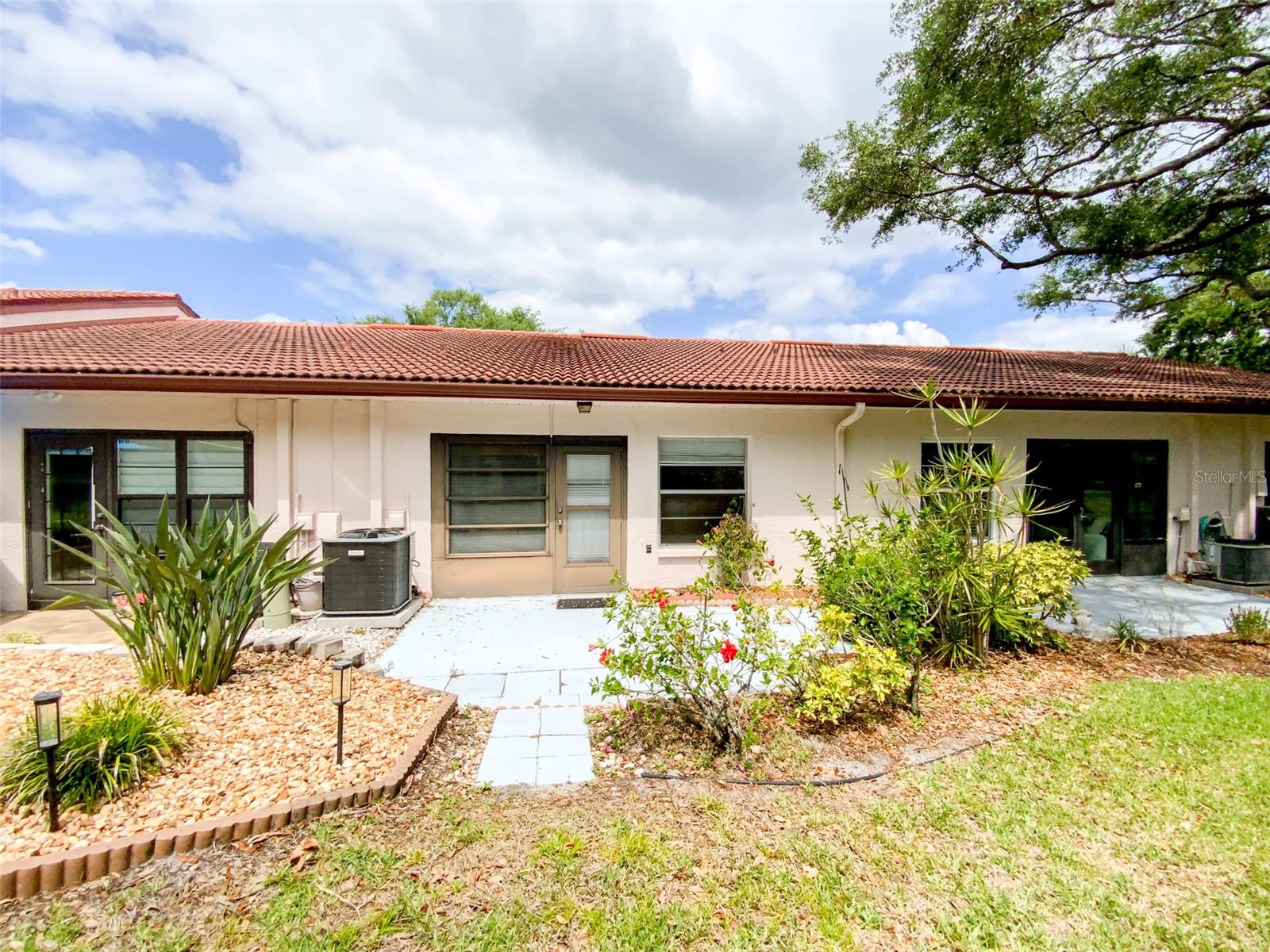 1125 MONTROSE PL, DUNEDIN, FL, 34698