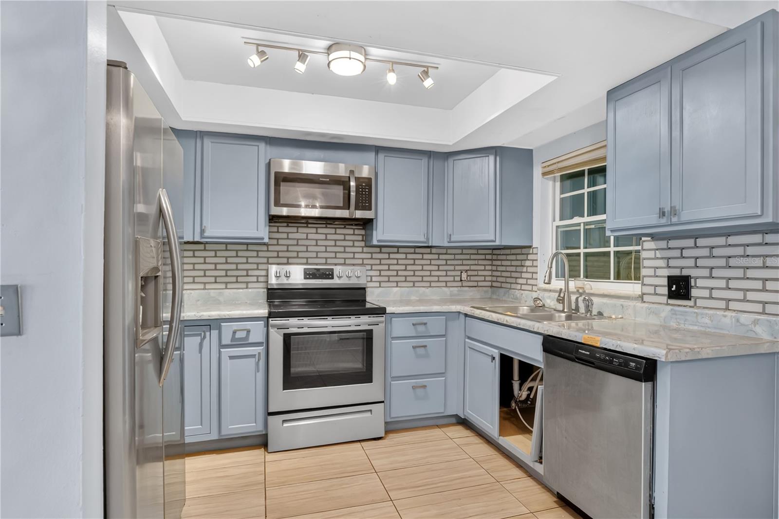 3810 BEACHMAN DR, ORLANDO, FL, 32810