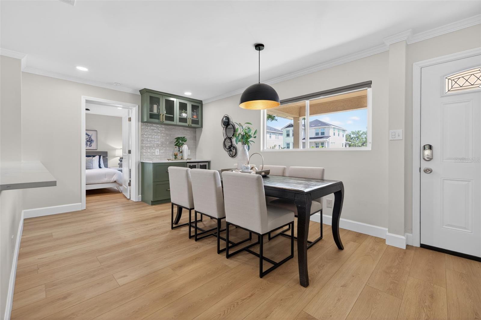 413 43RD AVE NE, ST PETERSBURG, FL, 33703