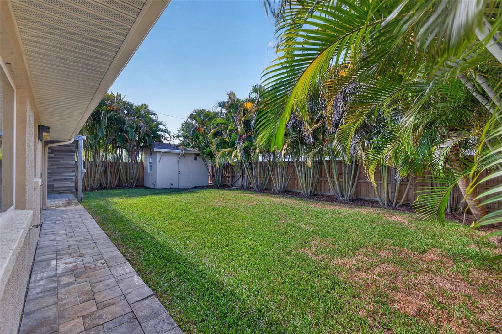 413 43RD AVE NE, ST PETERSBURG, FL, 33703