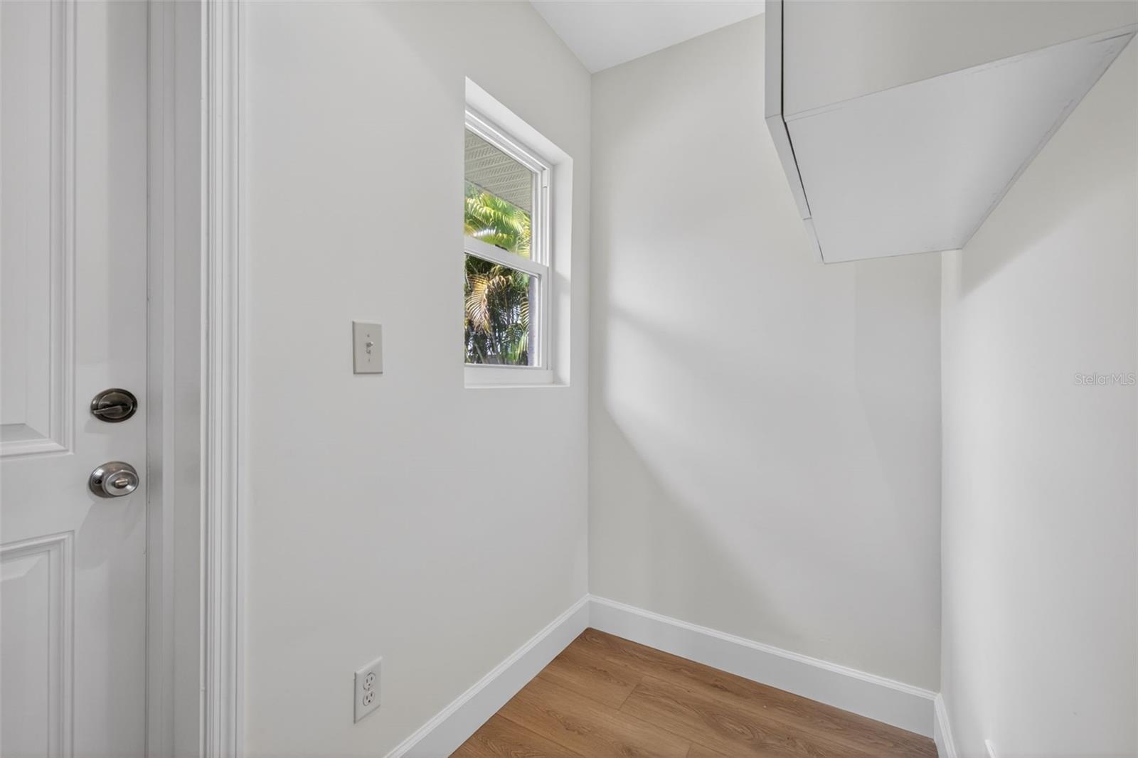 413 43RD AVE NE, ST PETERSBURG, FL, 33703