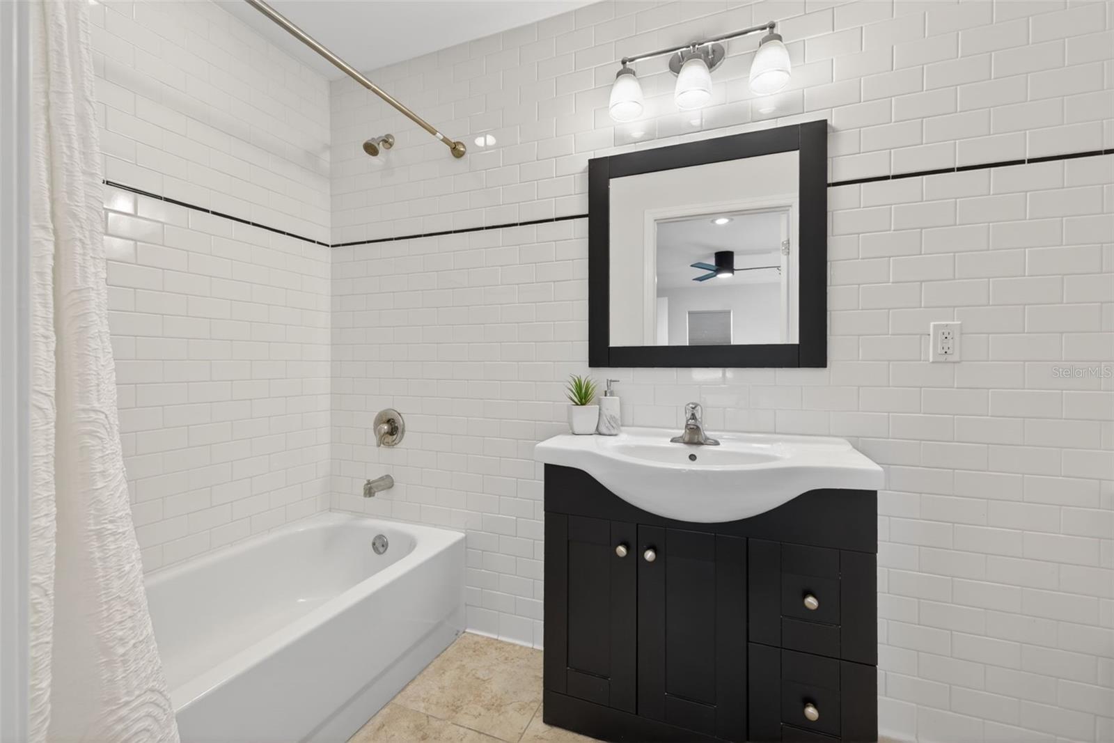 413 43RD AVE NE, ST PETERSBURG, FL, 33703