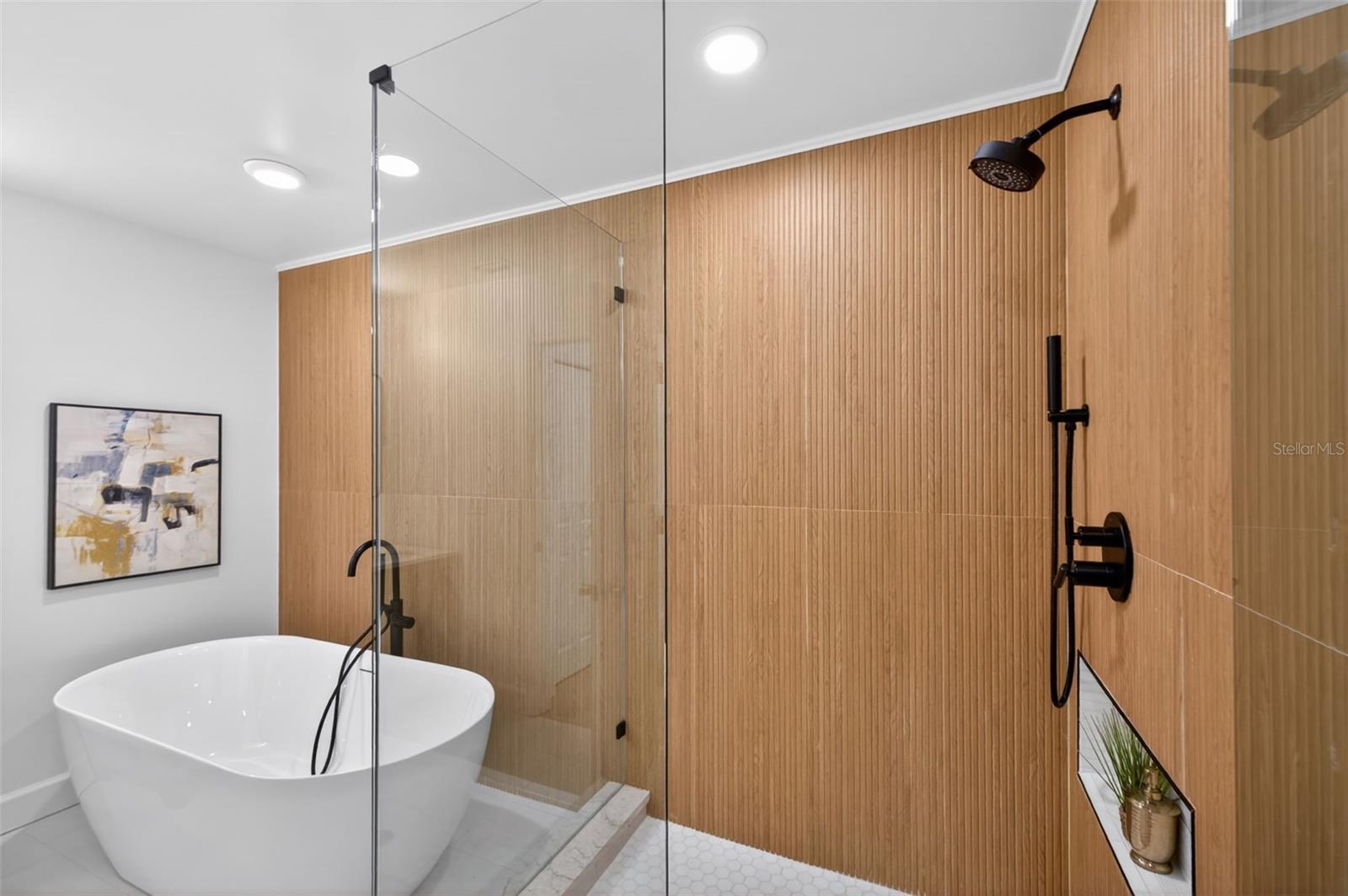 413 43RD AVE NE, ST PETERSBURG, FL, 33703